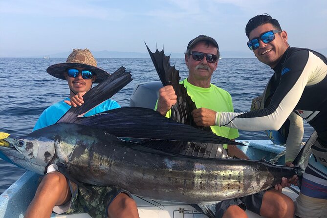 Private Fishing for Lunch Experience in Vallarta Bay - From fishing boat to Mismaloya Beach lunch