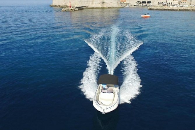 Private fishing tour - The value of a private boat for up to four