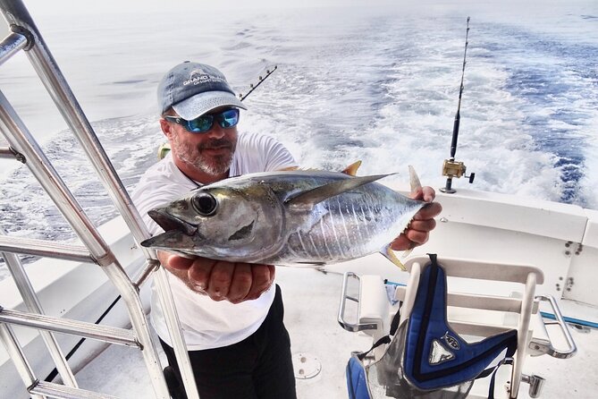Private Full-Day Deep Sea Fishing Charter on "Wahooters" - How the captain and mate shape the day
