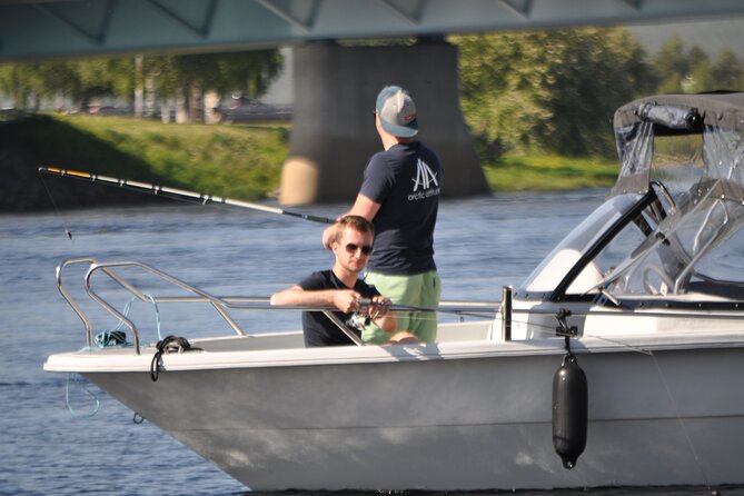Private Guided Fishing Boat Tour in Rovaniemi - Fishing the Ounas River from Rovaniemi