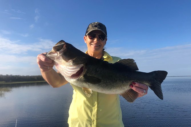 Private Lake Tohopekaliga Fishing Charter near Orlando - Price, group size, and what you receive