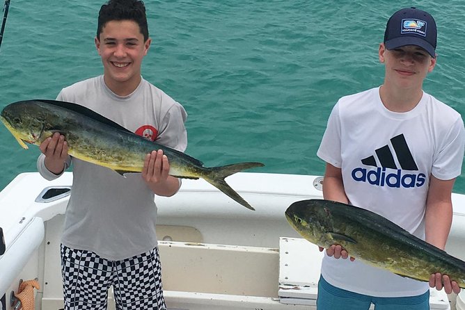Private Snorkeling or Fishing from Nassau - 31ft Sitting Pretty - Reef snorkeling, turtles, and smaller discoveries