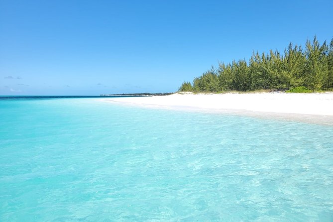 Private Snorkeling or Fishing in Nassau - 55ft Cocorijo - What the $1,650 Price Really Buys