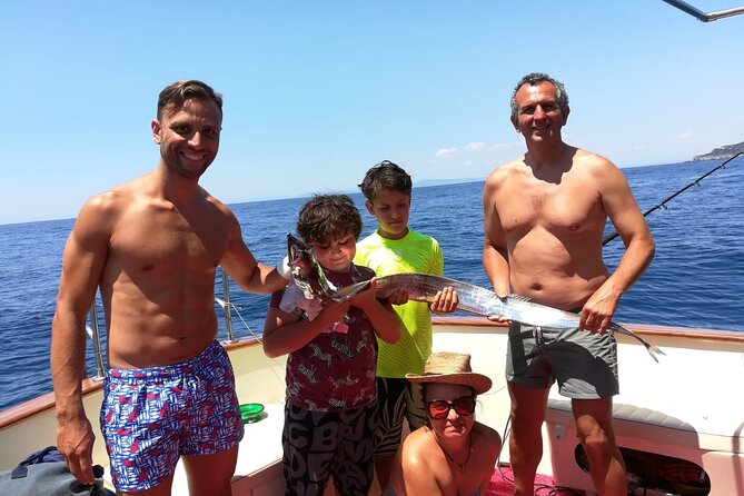 Private tour with fishing, tour of Capri and lunch on board - Why this Capri boat trip feels different
