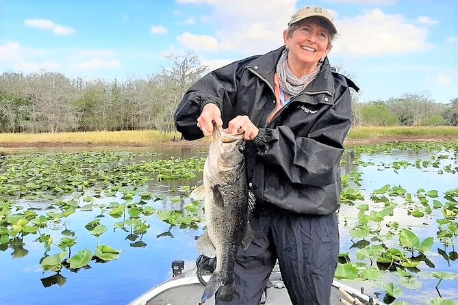 Private Trophy Bass Harris Chain of Lakes Fishing Charter - Stop 3: Hickory Point Recreation Park and the return