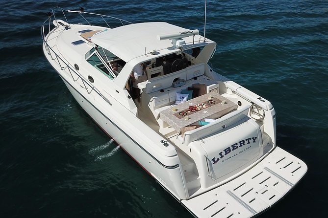 Private Yacht Ultimate Fishing and Snorkeling Adventure - 6 Hours - A private Cabo outing with room to change plans