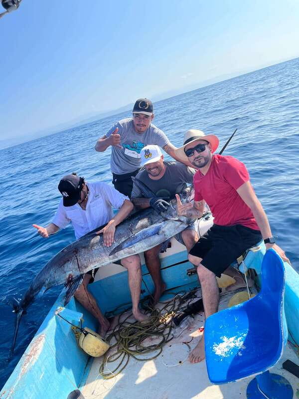 Puerto: Fishing Experience Marlin, Sailfish, Tuna or Dorado - Is $495 good value for five people?