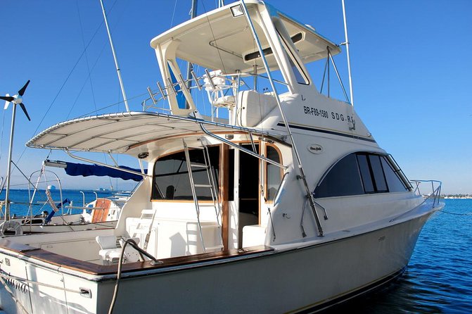 Punta Cana Private Fishing Charter boat Fortuna 42' - Boarding the Fortuna 42