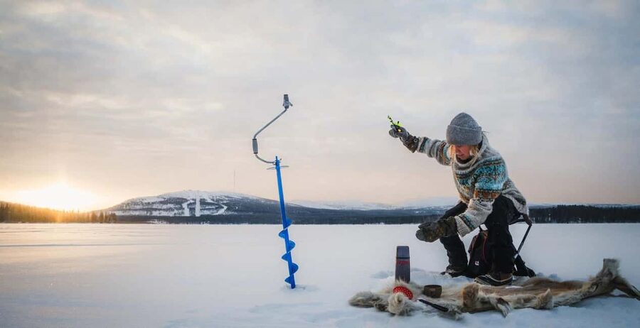 Pyhä: Ice Fishing Experience at Frozen Lake - Meeting the lake at Lucky Ranch