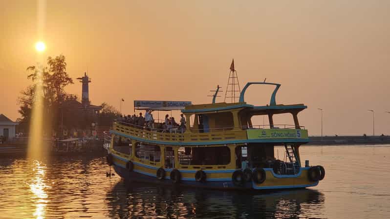 RedRiverTours - Enjoying Sunset & Night Squid Fishing - Leaving Duong Dong at 5:00 pm