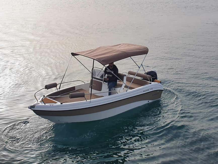 Rhodes: (4H/6H) Private Boat Fishing Trip with Equipment - The first casts: learning the setup