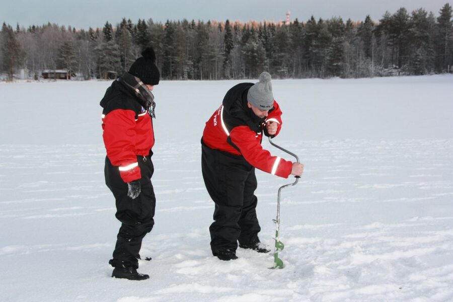 Rovaniemi: Arctic Circle Ice Fishing Experience - The scenery is part of the catch