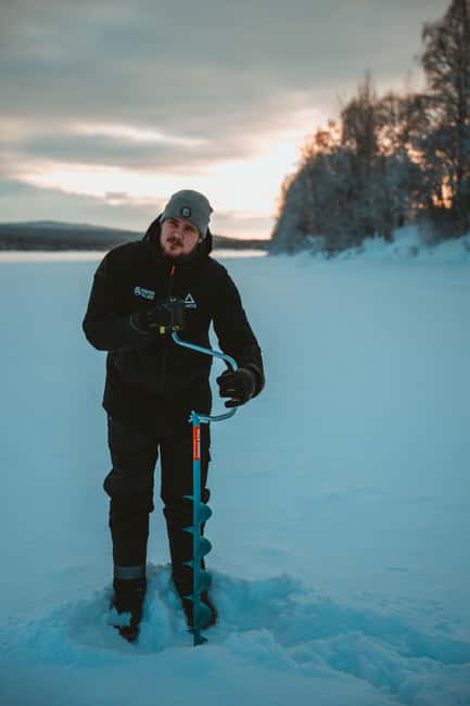 Rovaniemi: Ice Fishing The Finnish Way - Starting at Shaman Village Resort & Glass Igloos