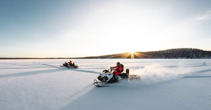 Rovaniemi: Snowmobile and Ice Fishing Adventure with Lunch - Sharing one snowmobile with your partner