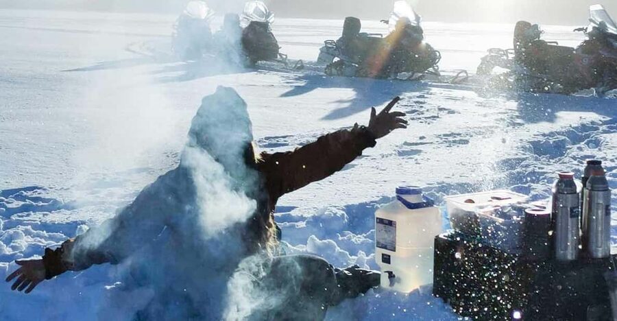 Rovaniemi: Snowmobiling and Ice Fishing - Learning to handle a Lapland snowmobile