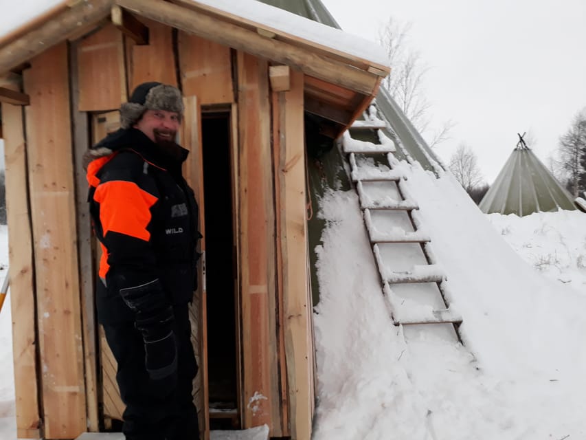 Saariselkä: Ice Fishing Tour to Lake Inari, reindeers& lunch - Riding a sleigh across frozen Lake Inari