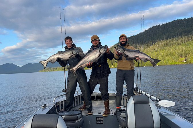 Salmon Fishing in the Salmon Capital of the World - The Best and Weakest Parts of the Experience