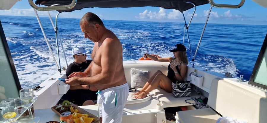 Santa Cruz de Tenerife: Private Family Fishing Tour - Trolling first: the search for a larger catch