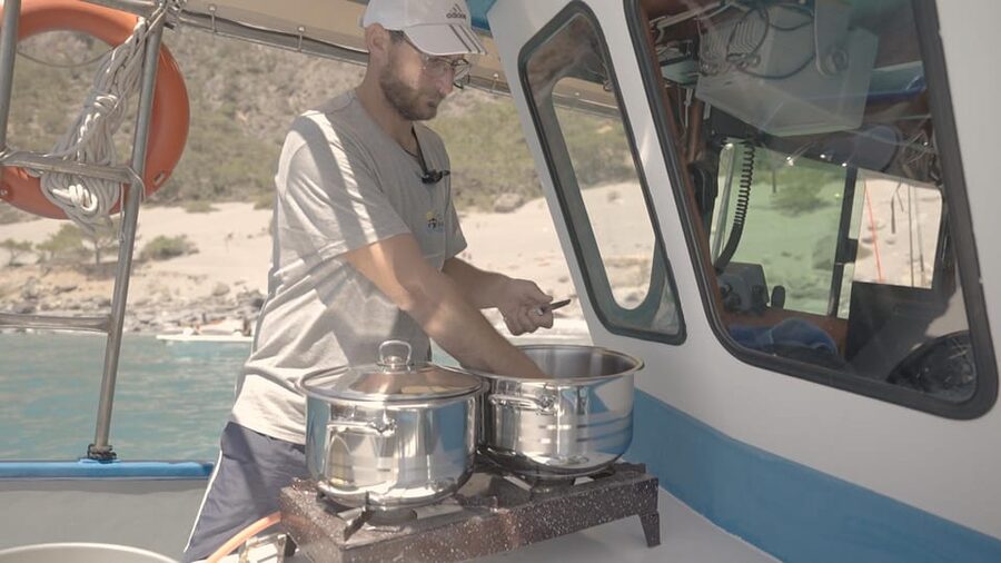 Sfakia fishing trip daytime - A Fresh Fish Lunch on Nektaroula