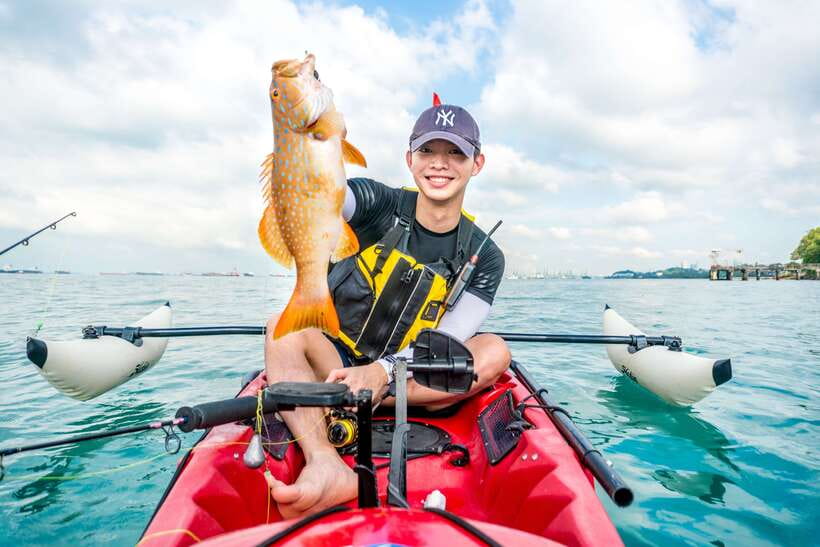 Singapore: 4-hour Kayak Fishing Experience - Learning to fish from a Hobie kayak