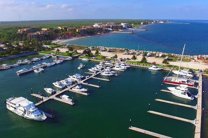 Sport Fishing at the Caribbean Sea. Enjoy an amazing time with friends & family - Leaving Marina El Cid at 7:00 am
