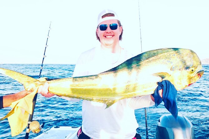 Sportfishing Charters in Cabo San Lucas with Kellyfish Cabo Sportfishing - A small Cabo charter with room to fish