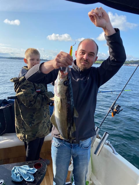 Stavanger: 5-Hour Fishing Trip with Equipment and Guide - What the guide adds for beginners
