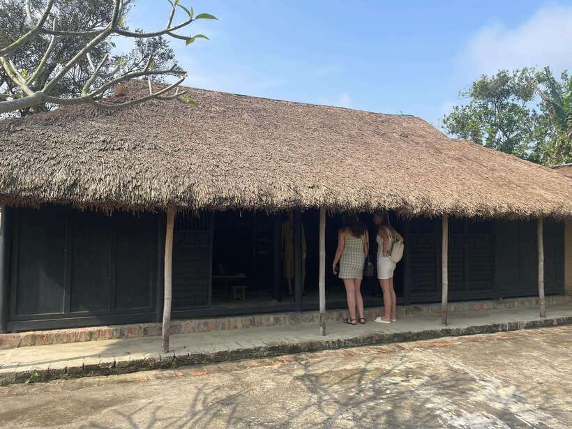 Tam Giang Lagoon & Boat Day Trip with Fishing Experience - The 3:30 pm sampan ride into Dam Chuon