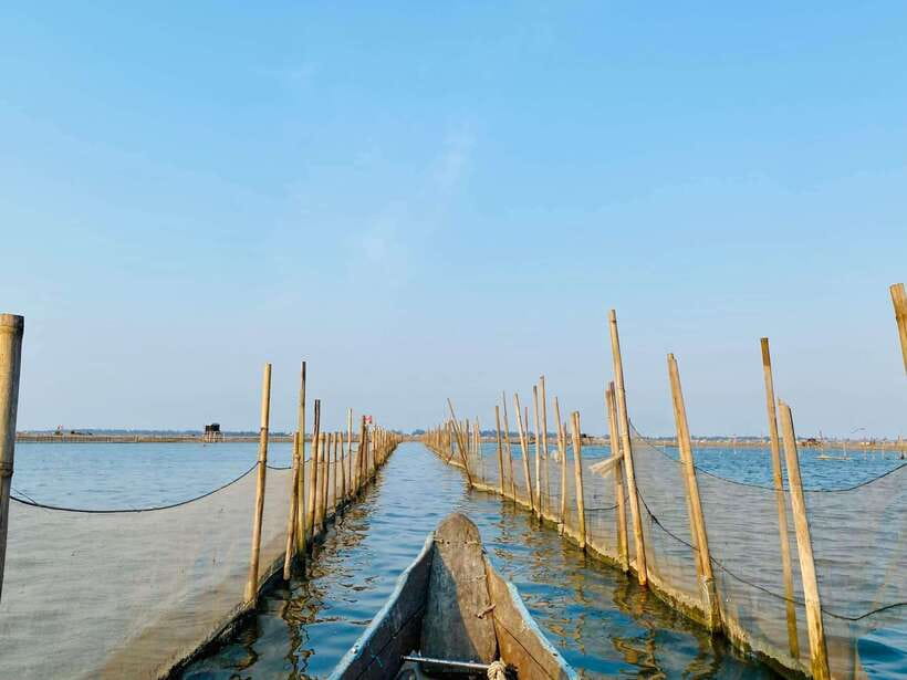 Tam Giang Lagoon & Boat Day Trip with Fishing Experience - The 5:30 pm cruise and sunset return