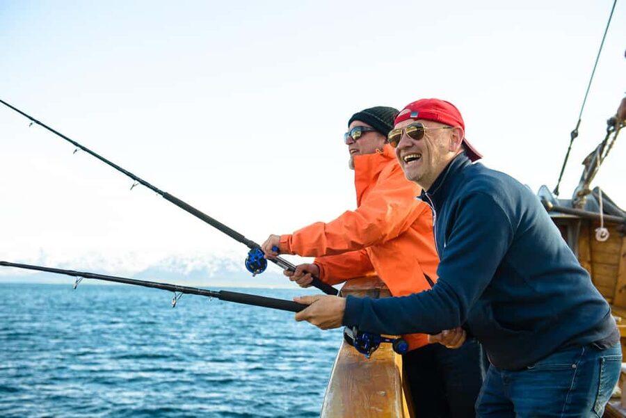 Tromsø: Fishing & Fjord Cruise - Who should book this cruise?