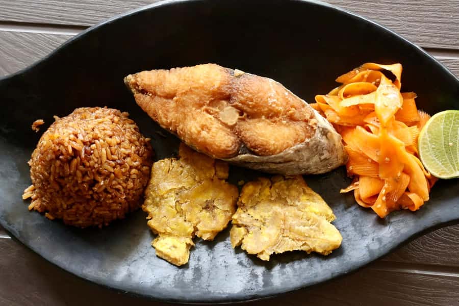 Typical lunch on beach, mangrove tour & fishing with natives - Who should book this experience