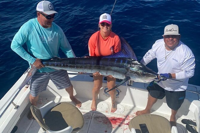Ultimate Cabo Fishing Experience Aboard the Phantom - Leaving Cabo harbor and passing the Arch