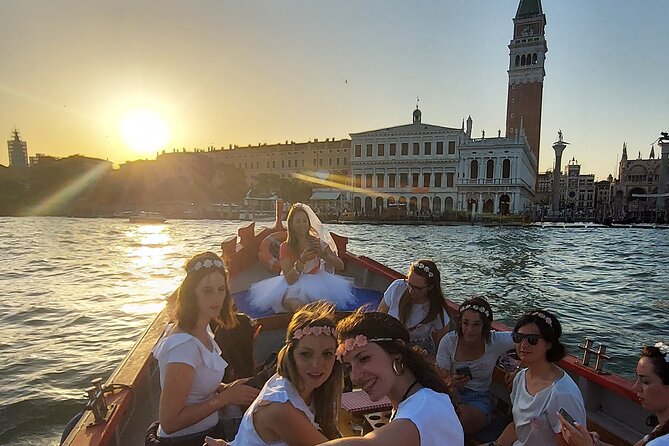Venice: Relaxing Sunset Ride aboard old fishing boat - What this two-hour boat ride is really about