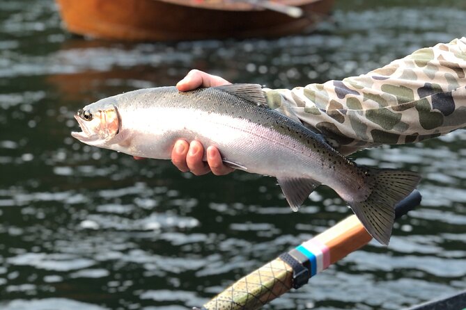 Whitewater Fishing and Rafting Experience in Rogue River - Wildlife and photography along the canyon