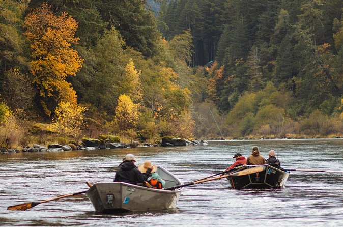 Whitewater Fishing and Rafting Experience in Rogue River - What the guides add to the value