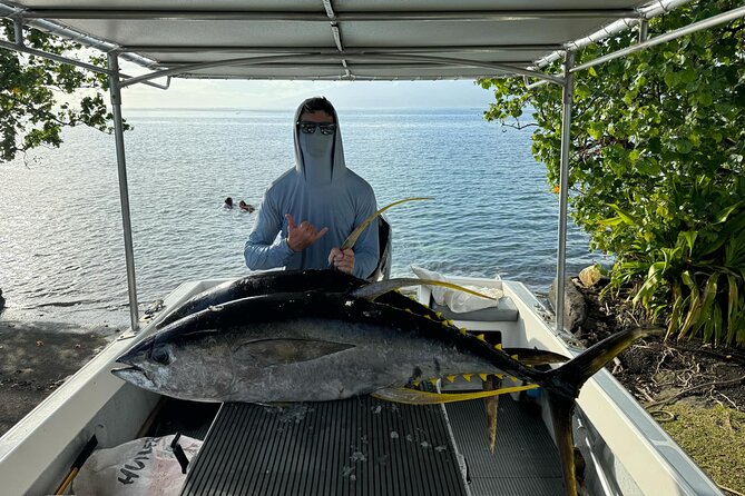 Wholesale Fishing in Poti Marara at Tahiti Teahupoo Peninsula - Key points at a glance
