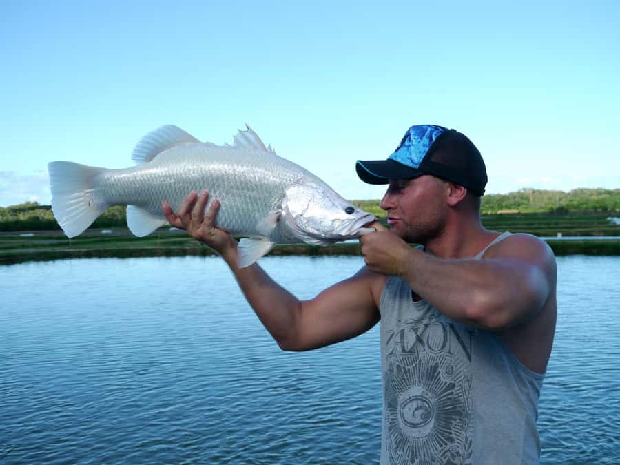 Wonga Beach: Hook-A-Barra Fishing Experience - What the guides add for beginners and skilled anglers