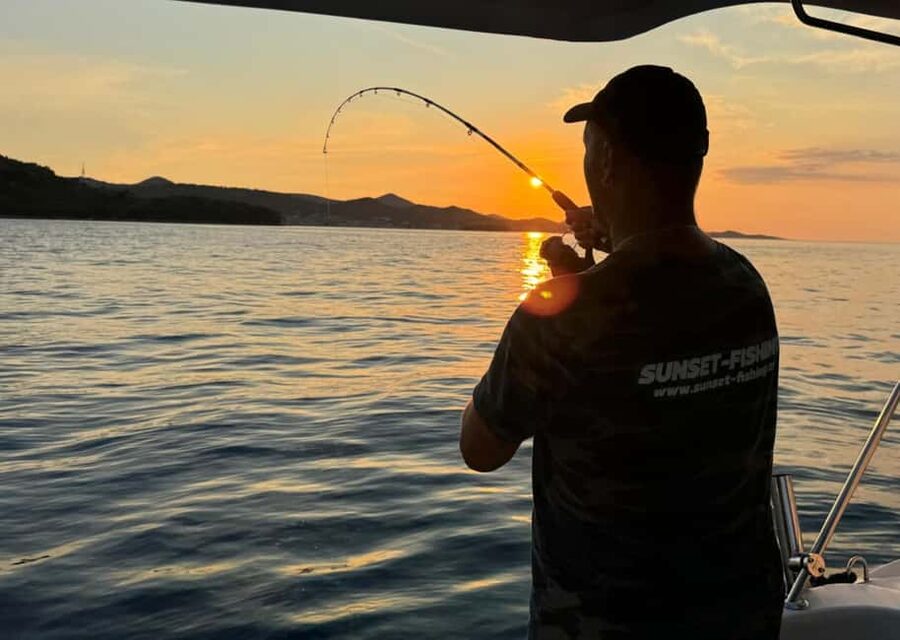 Zadar: Sunset Fishing Half-Day Guided Boat Trip - A 20-minute cruise followed by a long scenic stop