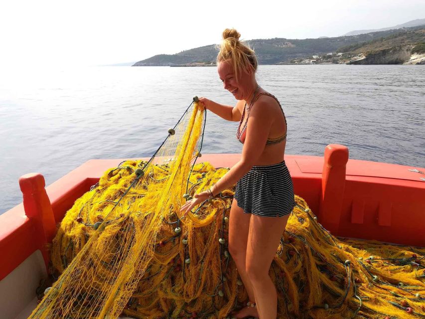 Zante Fishing Tours - Seeing what the net brought in